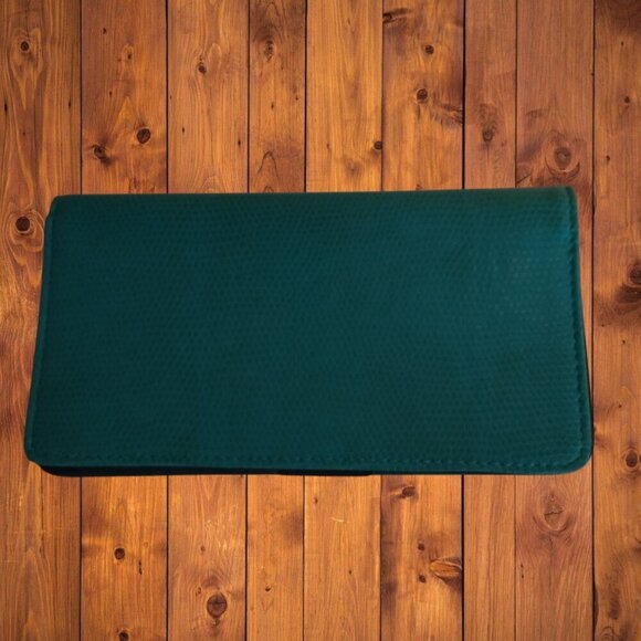 Handbags - Pebbled Green Folding Checkbook Cover Wallet Classic Career Office Minimalist